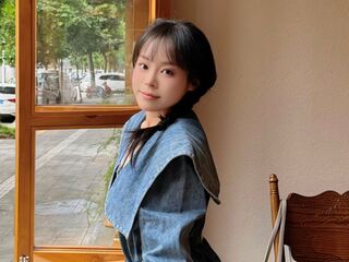 naked camgirl masturbating YukiAidan