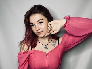 camgirl masturbating with dildo ZaraElletson