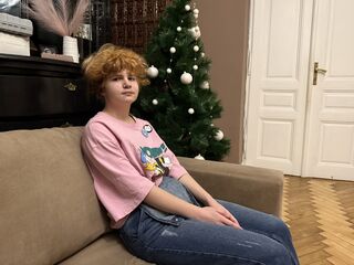 beautiful girl ZyraMonroe